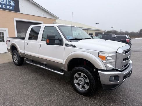 Used 2012 Ford F250 Lariat w/ Lariat Ultimate Pkg image 4