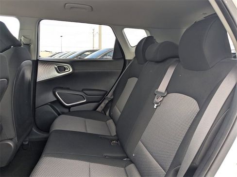 Used 2020 Kia Soul LX image 13