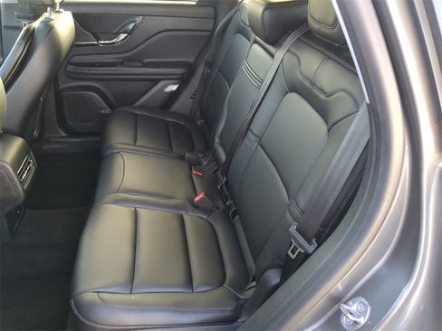 Certified 2022 Lincoln Corsair FWD image 15