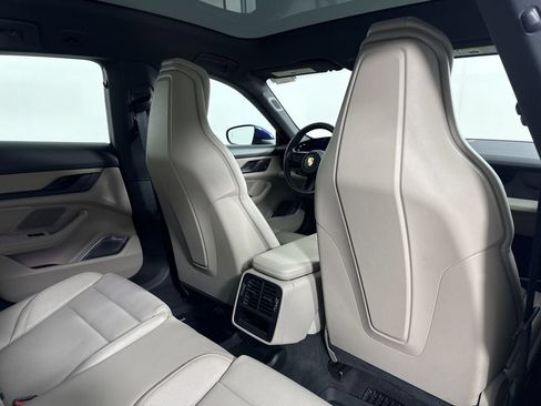 Certified 2023 Porsche Taycan 4 Cross Turismo AWD/4WD image 23