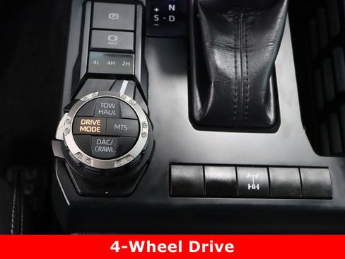 Certified 2025 Toyota Tacoma TRD Off-Road image 21