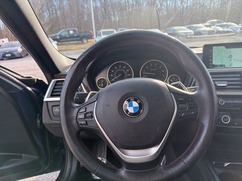 Used 2017 BMW 330i xDrive Sedan w/ Premium Package image 14