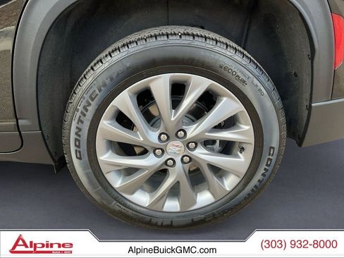 Used 2025 Buick Enclave Preferred image 14