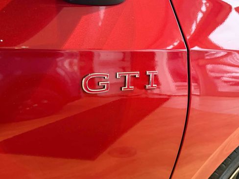New 2025 Volkswagen GTI SE image 5