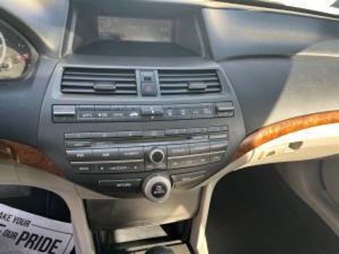 Used 2012 Honda Accord EX-L image 9