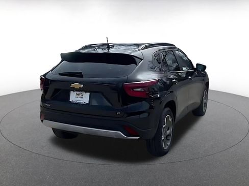 Used 2025 Chevrolet Trax LT image 12