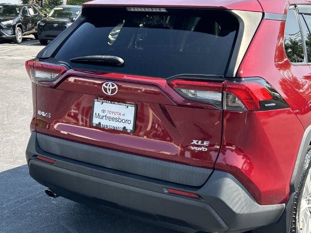 Used 2019 Toyota RAV4 XLE w/ Convenience Package AWD/4WD image 11