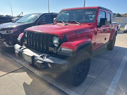 Used 2023 Jeep Gladiator Sport image 1