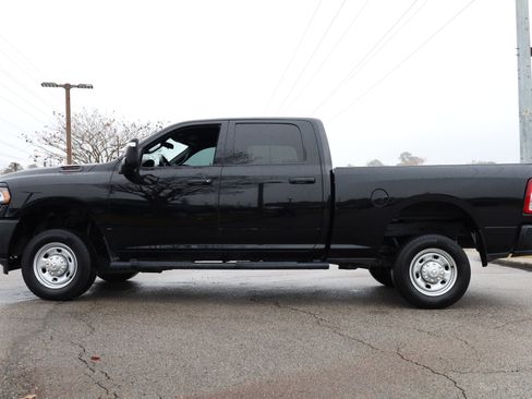 Used 2024 RAM 2500 Tradesman image 2