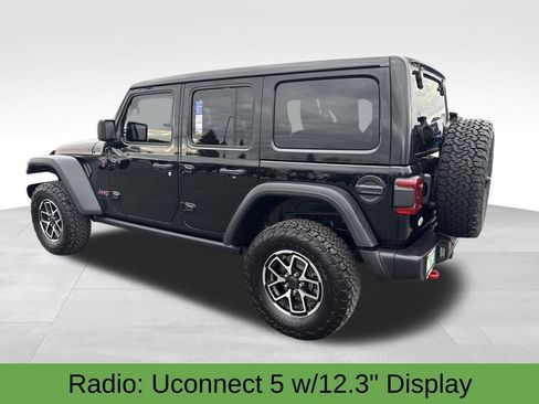 Used 2025 Jeep Wrangler Unlimited Rubicon w/ Convenience Group image 5