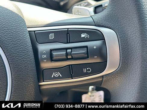 New 2025 Kia Sportage LX image 15