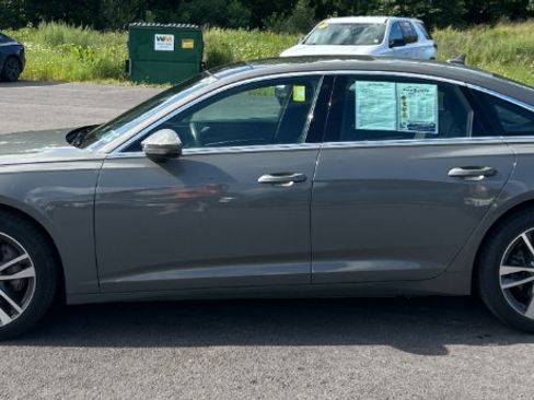 Used 2022 Audi A6 Premium Plus w/ Premium Plus Package AWD/4WD image 2