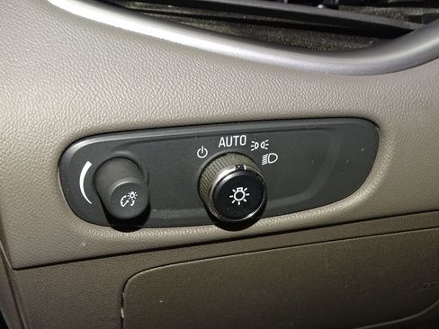 Used 2022 Chevrolet Malibu LT image 19