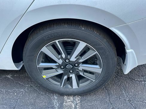 New 2025 Nissan Versa SV w/ Trunk Package image 7