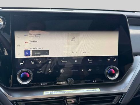 Used 2025 Lexus TX 350 AWD w/ Technology Package image 35