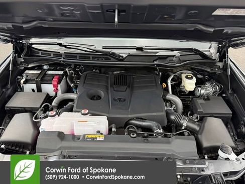 Used 2026 Toyota Tundra SR5 AWD/4WD image 32