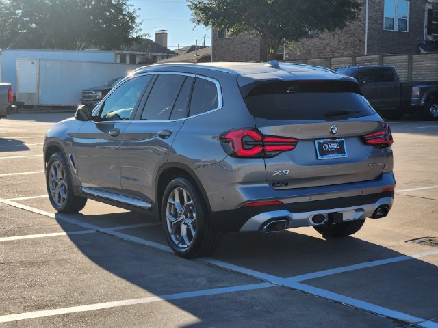 Used 2024 BMW X3 xDrive30i w/ Premium Package AWD/4WD image 2