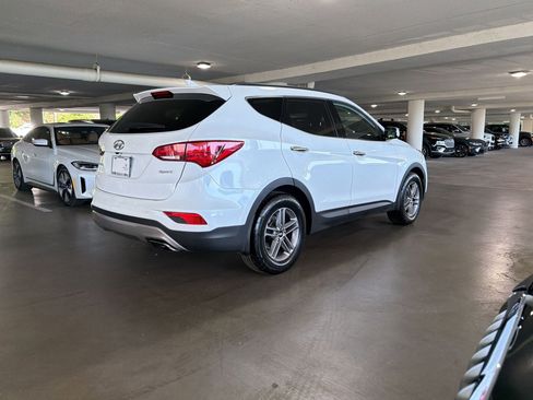 Used 2017 Hyundai Santa Fe Sport FWD image 7