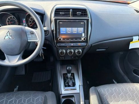 Used 2026 Mitsubishi Outlander Sport ES AWD/4WD image 18
