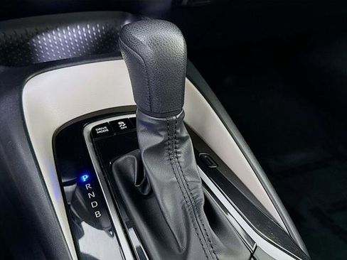 Certified 2023 Toyota Corolla LE AWD/4WD image 10