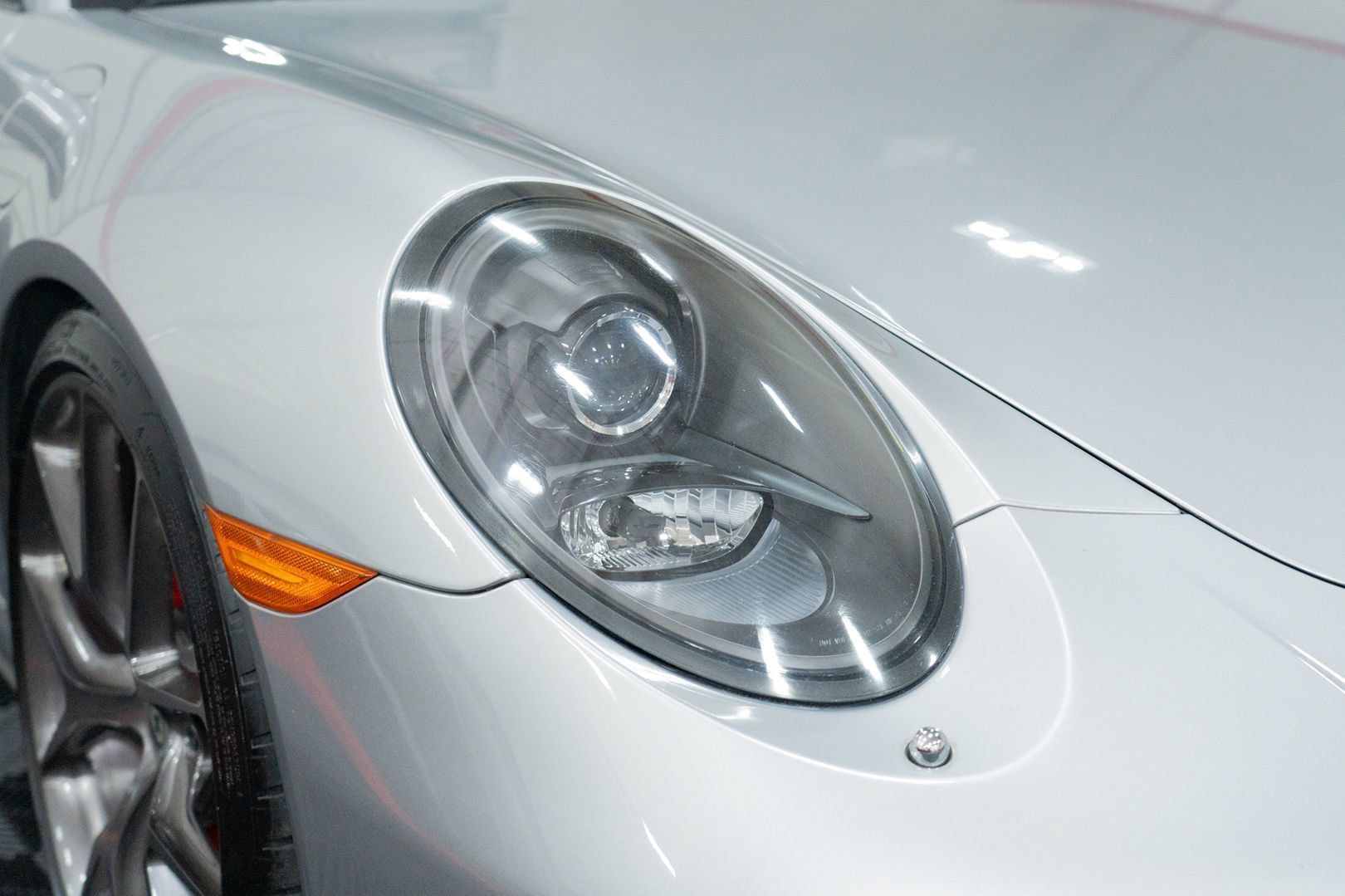 Used 2014 Porsche 911 Turbo AWD/4WD image 14