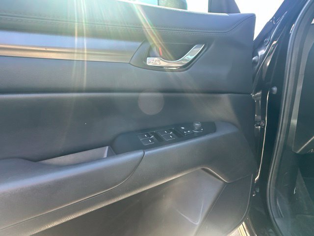 Used 2018 MAZDA CX-5 Touring FWD image 16