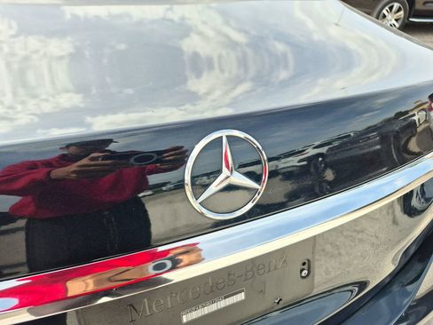 Used 2017 Mercedes-Benz E 300 w/ Premium 1 Package image 12