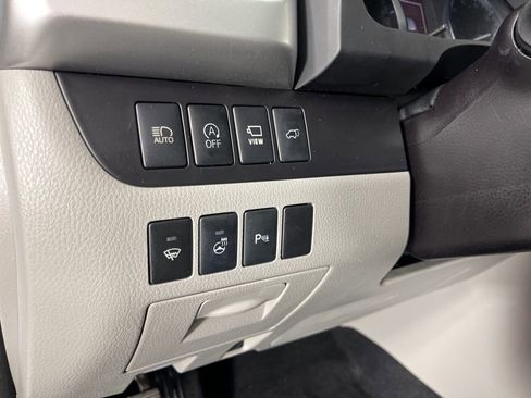 Used 2018 Toyota Highlander Limited Platinum image 30