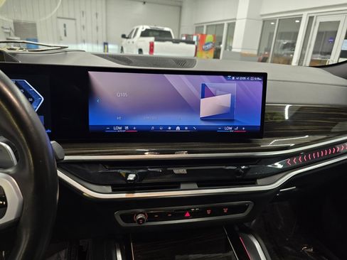 Used 2025 BMW X6 xDrive40i image 23