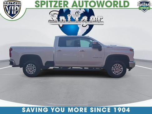 Used 2024 Chevrolet Silverado 2500 LTZ w/ LTZ Plus Package AWD/4WD image 9