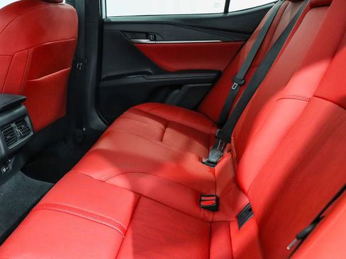 Used 2025 Toyota Camry XSE FWD image 19