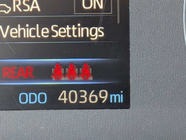 Used 2025 Toyota Corolla LE FWD image 27