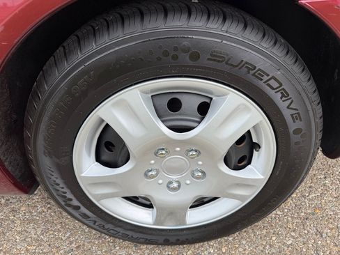 Used 2003 Toyota Camry XLE w/ Gold Pkg FWD image 17