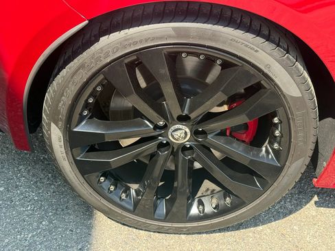 Used 2024 Jaguar F-TYPE R-Dynamic RWD image 40