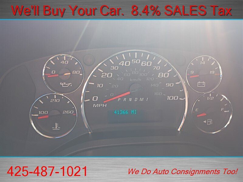 Used 2018 Chevrolet Express 2500 w/ Driver Convenience Package RWD image 14