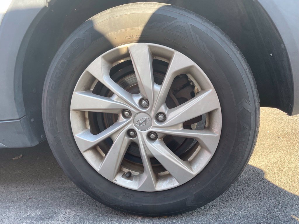 Used 2019 Hyundai Tucson Value FWD image 19
