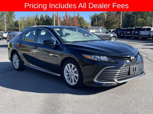 Used 2021 Toyota Camry LE FWD image 7