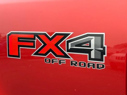 Used 2019 Ford Ranger XLT w/ Equipment Group 301A Mid AWD/4WD image 13