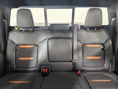 Used 2022 GMC Sierra 2500 AT4 w/ AT4 Preferred Package image 26