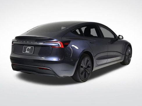Used 2024 Tesla Model 3 image 5