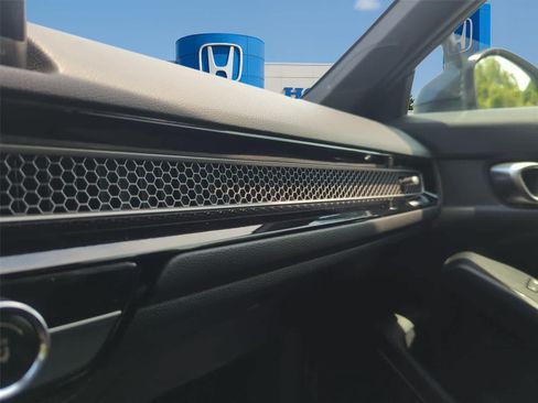 Used 2022 Honda Civic Sport image 27