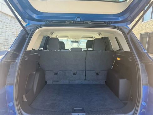 Used 2017 Ford Escape SE w/ SE Cold Weather Package AWD/4WD image 31