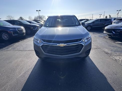 Used 2021 Chevrolet Traverse LS image 8