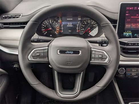 New 2025 Jeep Compass Limited w/ Sun & Sound Group image 17