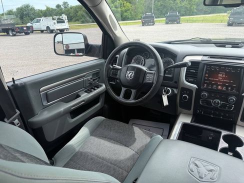 Used 2015 RAM 2500 Lone Star AWD/4WD image 32