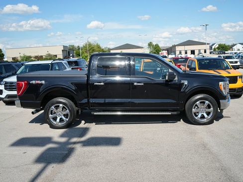Used 2022 Ford F150 XLT w/ Equipment Group 302A High AWD/4WD image 4