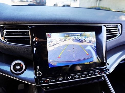 Used 2023 Jeep Wagoneer 2WD image 29