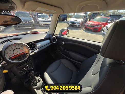 Used 2014 MINI Cooper Clubman FWD image 24