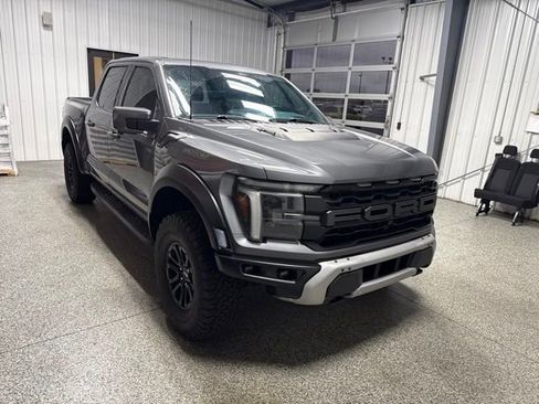 Used 2024 Ford F150 Raptor AWD/4WD image 17