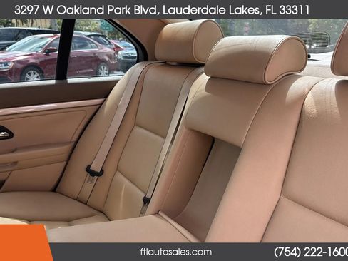 Used 2001 BMW 525i Sedan image 32